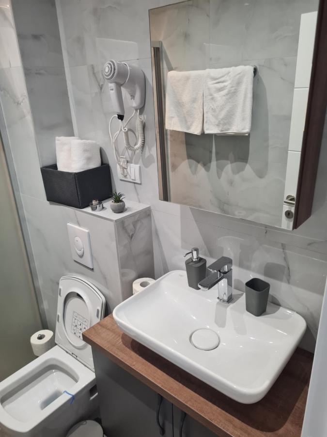 Glass Apartmani نوفي بازار المظهر الخارجي الصورة
